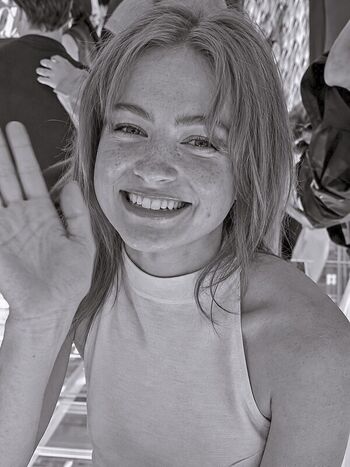 Sadie sink page leaked private photo uncensored HD quality