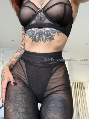 Sallydinosaur leaked private photo uncensored HD quality