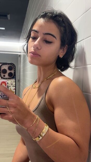 Sara saffari leaked private photo uncensored HD quality