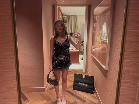 Sarabella harris page leaked private photo uncensored HD quality