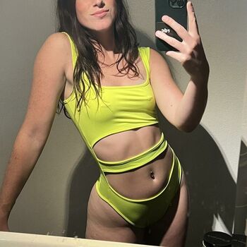 Sarahpascarella leaked private photo uncensored HD quality