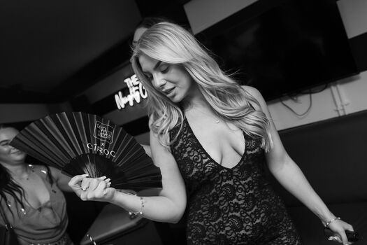 See through page leaked private photo uncensored HD quality