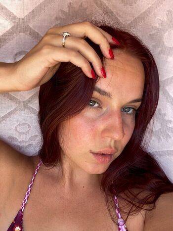 Selinasofia leaked private photo uncensored HD quality