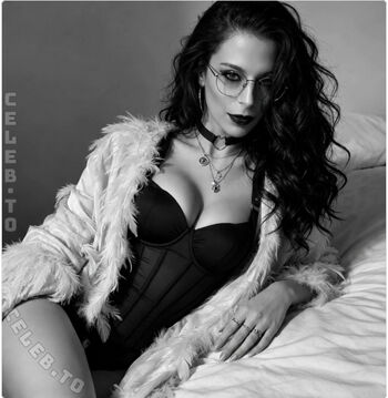 Senta kristall page leaked private photo uncensored HD quality