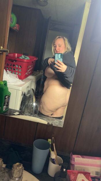 Show your girlfriend leaked private photo uncensored HD quality