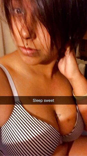 Show your girlfriend page leaked private photo uncensored HD quality