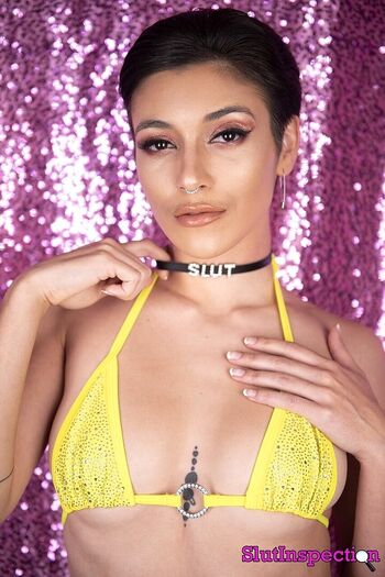 Slut collar leaked private photo uncensored HD quality