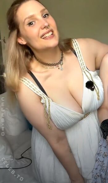Smashlunatic page leaked private photo uncensored HD quality