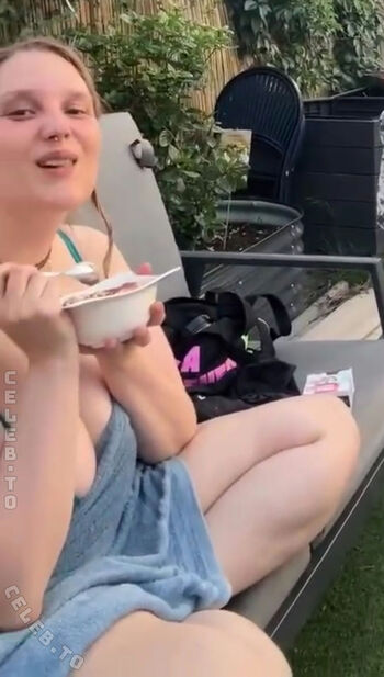 Smashlunatic page leaked private photo uncensored HD quality