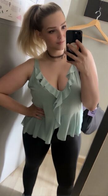 Smashlunatic leaked private photo uncensored HD quality