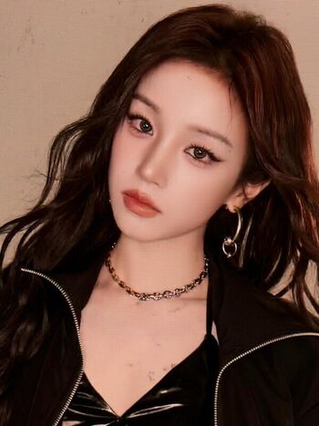 Song yuqi page leaked private photo uncensored HD quality