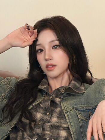 Song yuqi page leaked private photo uncensored HD quality