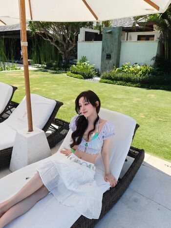 Song yuqi page leaked private photo uncensored HD quality
