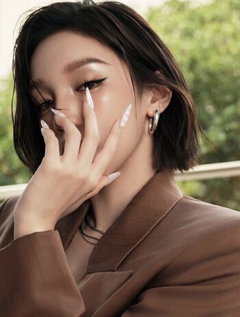 Song yuqi page leaked private photo uncensored HD quality