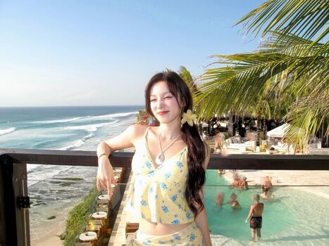 Song yuqi page leaked private photo uncensored HD quality