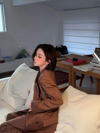 Song yuqi page leaked private photo uncensored HD quality