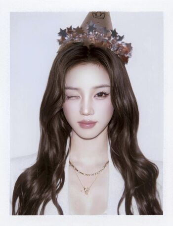 Song yuqi page leaked private photo uncensored HD quality
