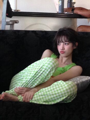 Song yuqi page leaked private photo uncensored HD quality