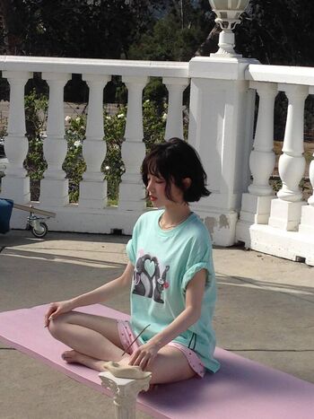 Song yuqi page leaked private photo uncensored HD quality
