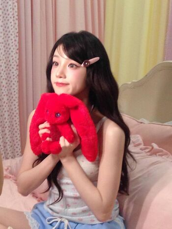 Song yuqi page leaked private photo uncensored HD quality