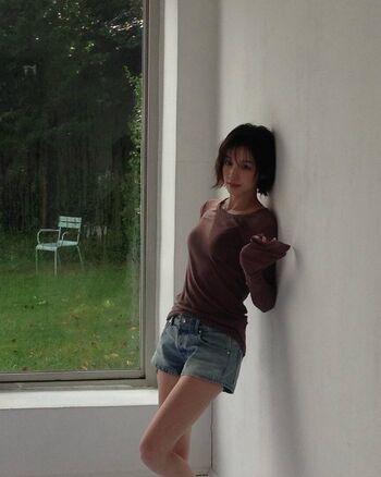 Song yuqi page leaked private photo uncensored HD quality