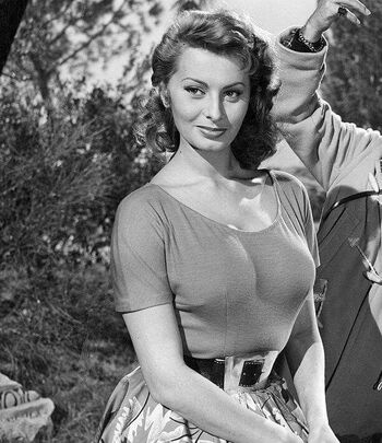 Sophialoren leaked private photo uncensored HD quality