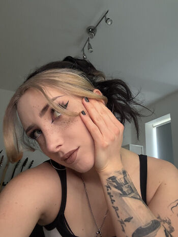 Sophie burrell page leaked private photo uncensored HD quality