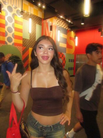 Sophiegzzz leaked private photo uncensored HD quality
