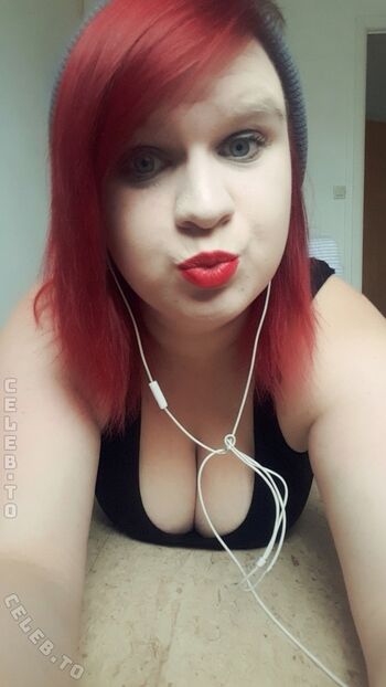 Sophieschmande leaked private photo uncensored HD quality