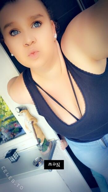 Sophieschmande leaked private photo uncensored HD quality