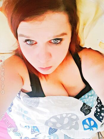 Sophieschmande leaked private photo uncensored HD quality