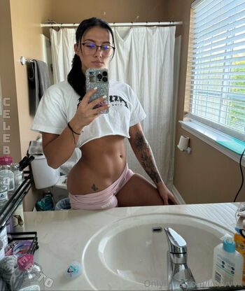 Spicymichellex  page leaked private photo uncensored HD quality