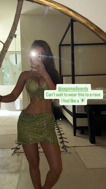Sssniperwolf  page leaked private photo uncensored HD quality