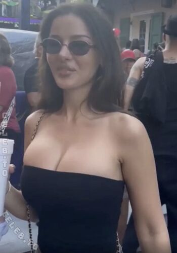 Sssniperwolf  page leaked private photo uncensored HD quality