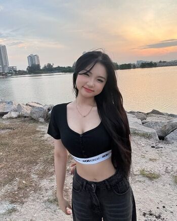 Stephanie chua page leaked private photo uncensored HD quality