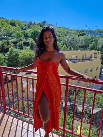 Suraya ndia leaked private photo uncensored HD quality