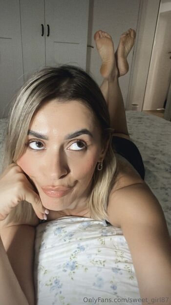 Sweet girl page leaked private photo uncensored HD quality