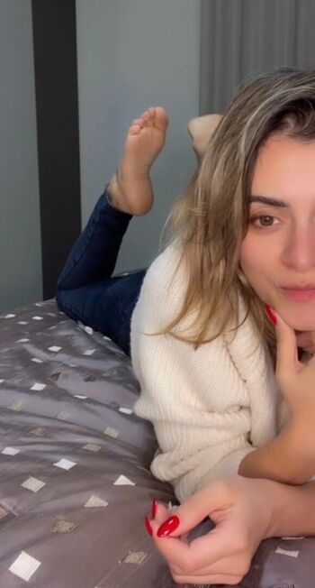 Sweet girl page leaked private photo uncensored HD quality