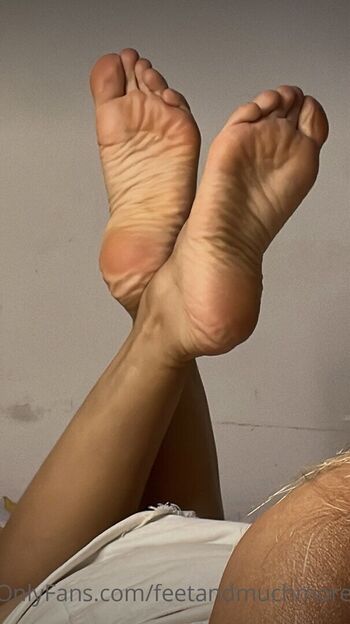Sweet girl page leaked private photo uncensored HD quality