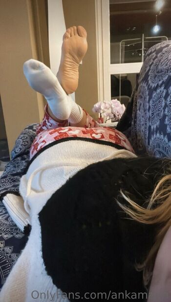 Sweet girl page leaked private photo uncensored HD quality