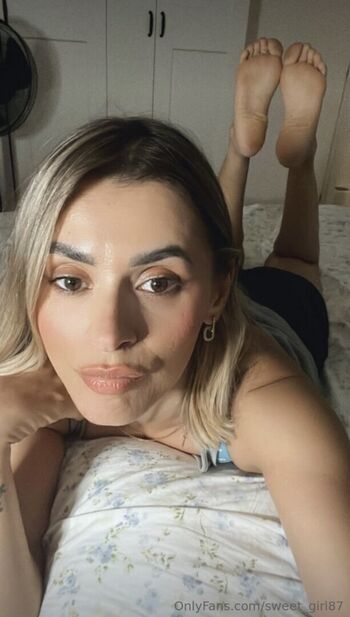 Sweet girl page leaked private photo uncensored HD quality