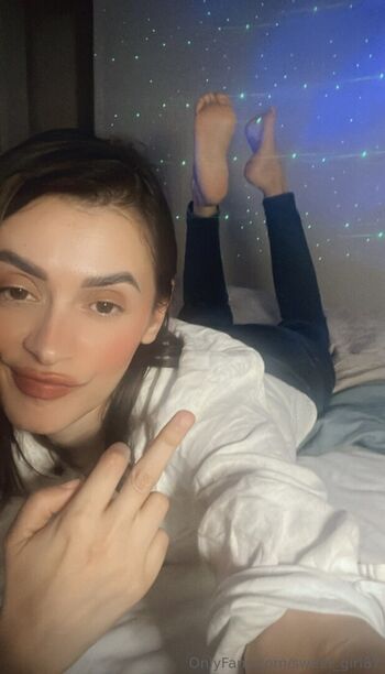 Sweet girl page leaked private photo uncensored HD quality