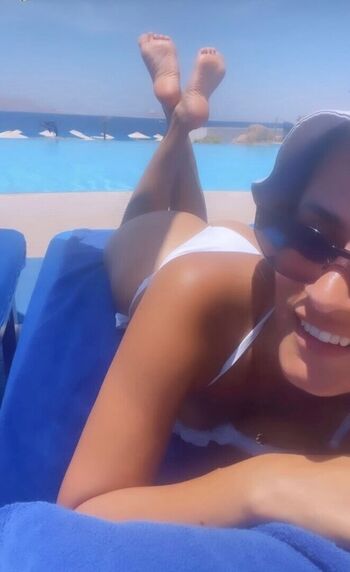 Sweet girl page leaked private photo uncensored HD quality