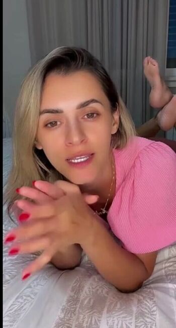 Sweet girl page leaked private photo uncensored HD quality