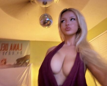 Sweetestgirleverintheworld leaked private photo uncensored HD quality