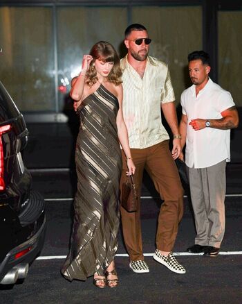 Taylor swift  page leaked private photo uncensored HD quality