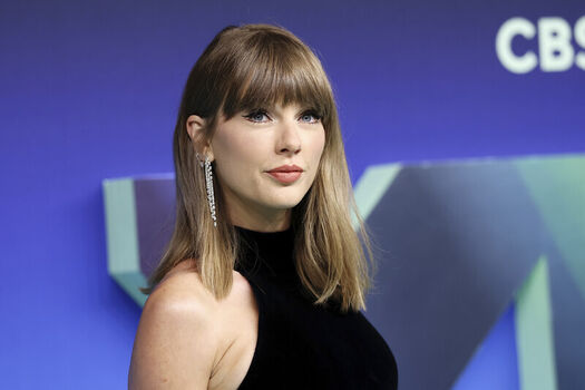 Taylor swift  page leaked private photo uncensored HD quality