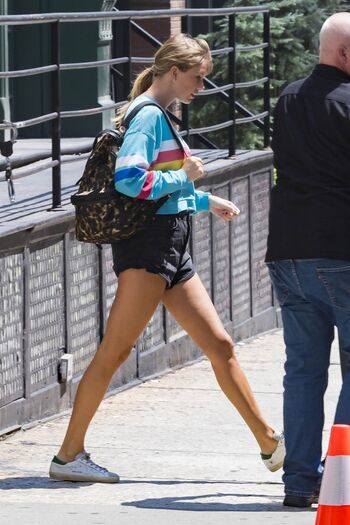 Taylor swift  page leaked private photo uncensored HD quality