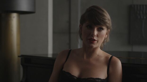 Taylor swift  page leaked private photo uncensored HD quality