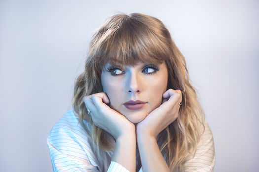 Taylor swift leaked private photo uncensored HD quality